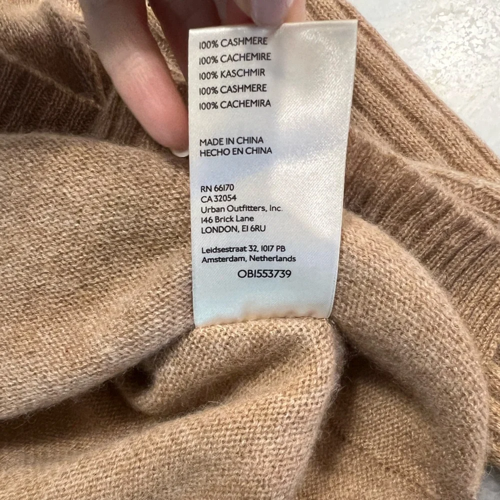 Free People 100% cashmere Sweater - Picture 11 of 11